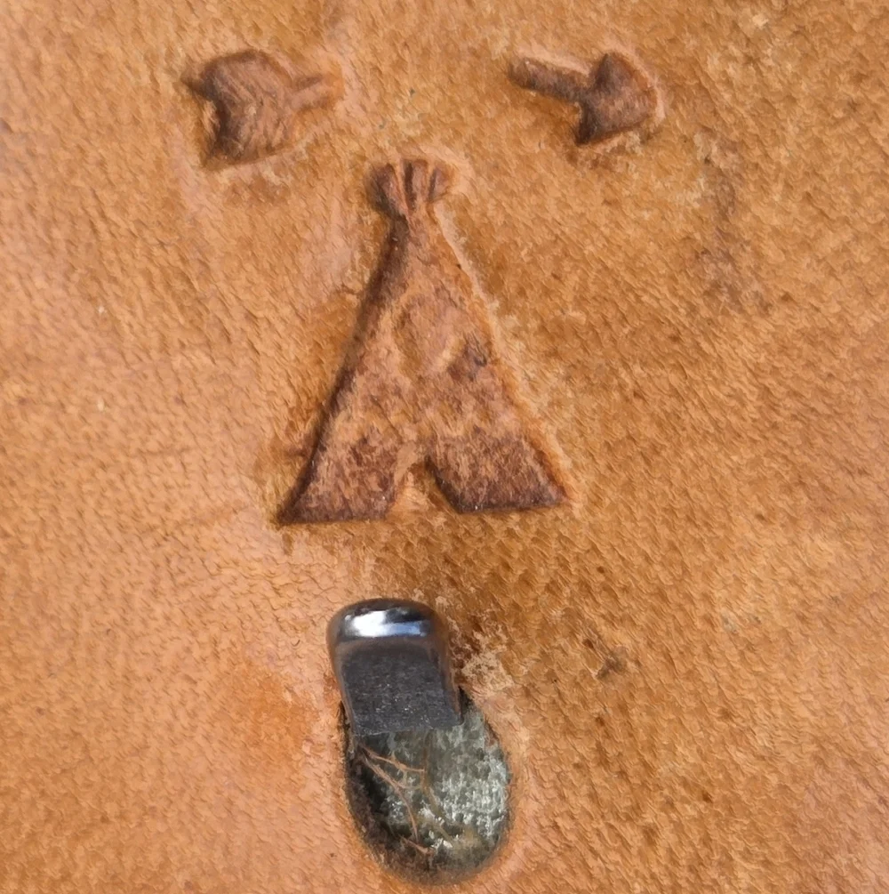 Vtg 70's Brown Hand Carved TOOLED Leather 42